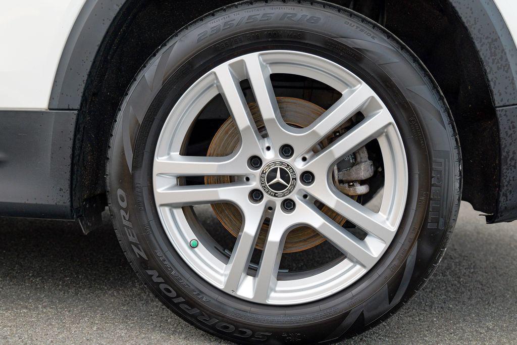 used 2021 Mercedes-Benz GLB 250 car, priced at $18,699