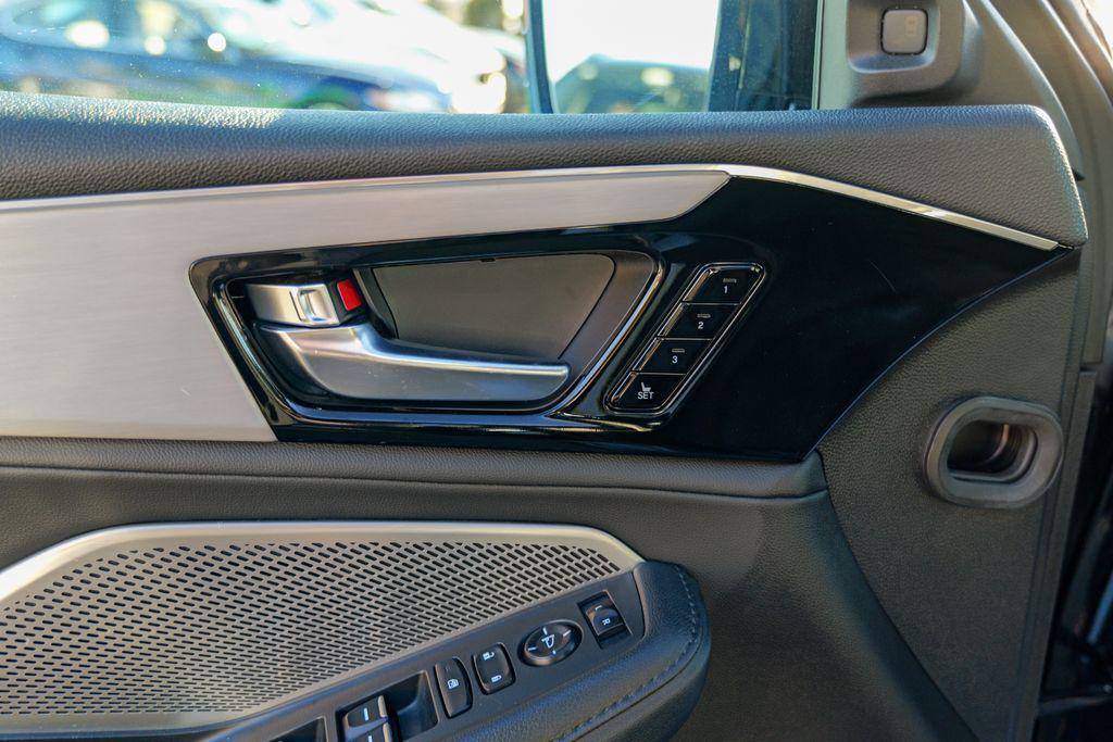 used 2023 Acura MDX car, priced at $38,427