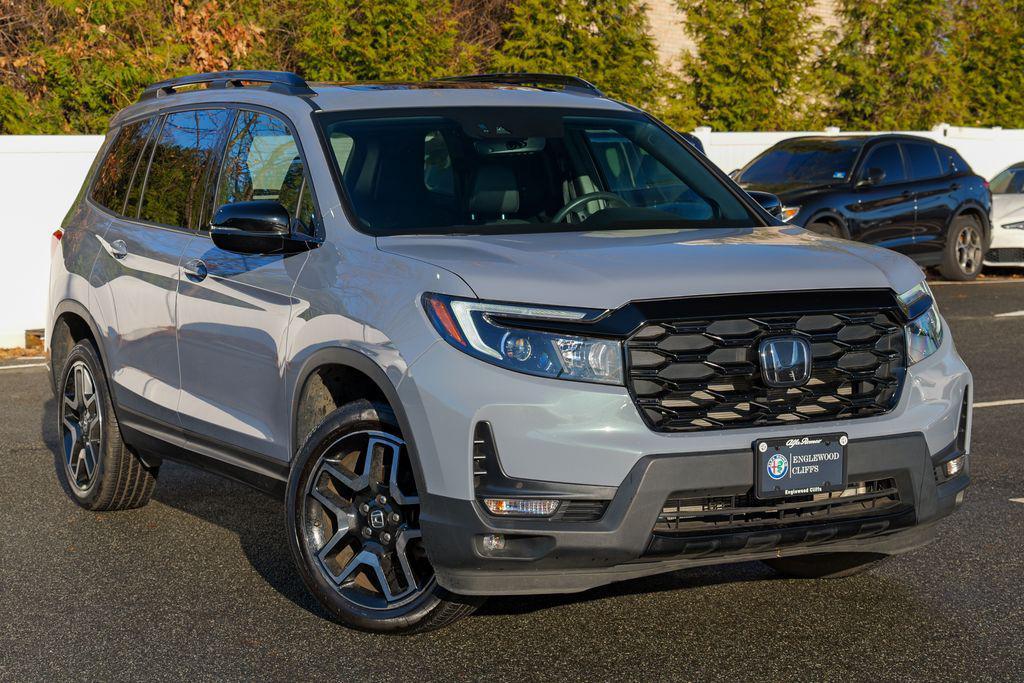used 2022 Honda Passport car, priced at $30,369