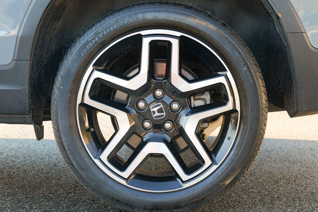 used 2022 Honda Passport car, priced at $30,369