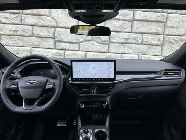 used 2023 Ford Escape car, priced at $25,888
