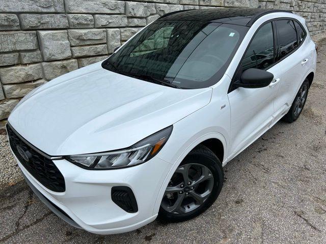 used 2023 Ford Escape car, priced at $25,888