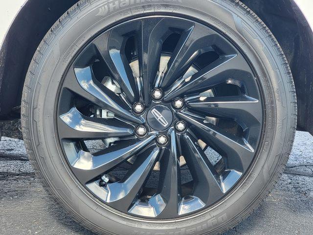 used 2021 Lincoln Navigator car, priced at $46,336