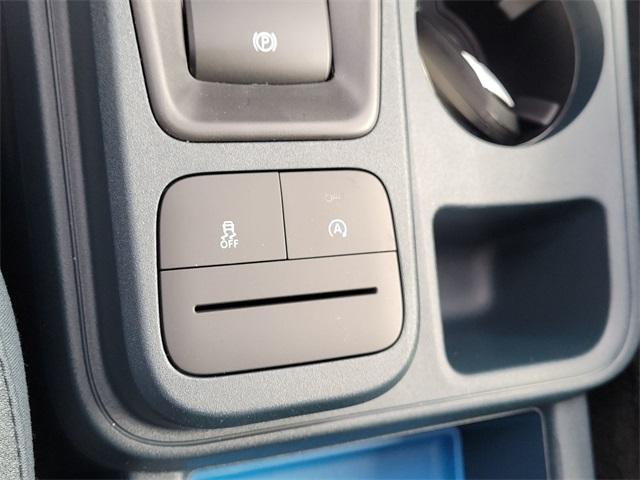 new 2025 Ford Maverick car, priced at $35,135