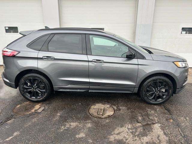 used 2024 Ford Edge car, priced at $32,888