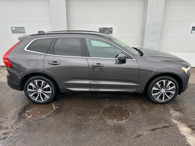 used 2022 Volvo XC60 car, priced at $28,888