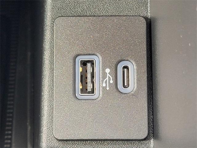 used 2022 Ford Edge car, priced at $26,888