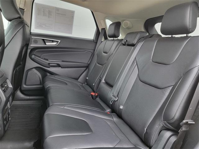 2022 Carbonized Gray Metallic Ford Edge