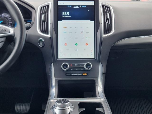 2022 Carbonized Gray Metallic Ford Edge