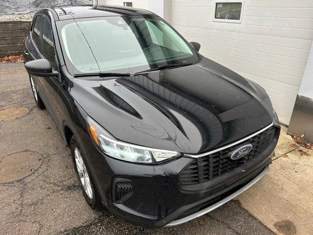 used 2023 Ford Escape car, priced at $22,088