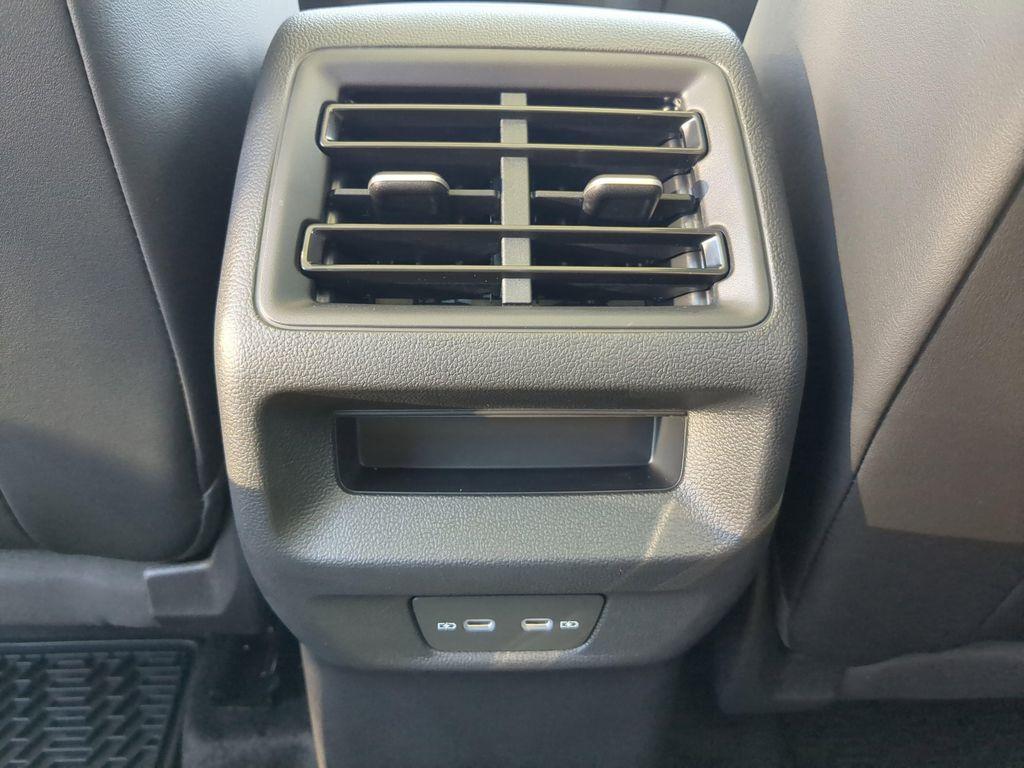 new 2025 Volkswagen Tiguan car, priced at $32,912