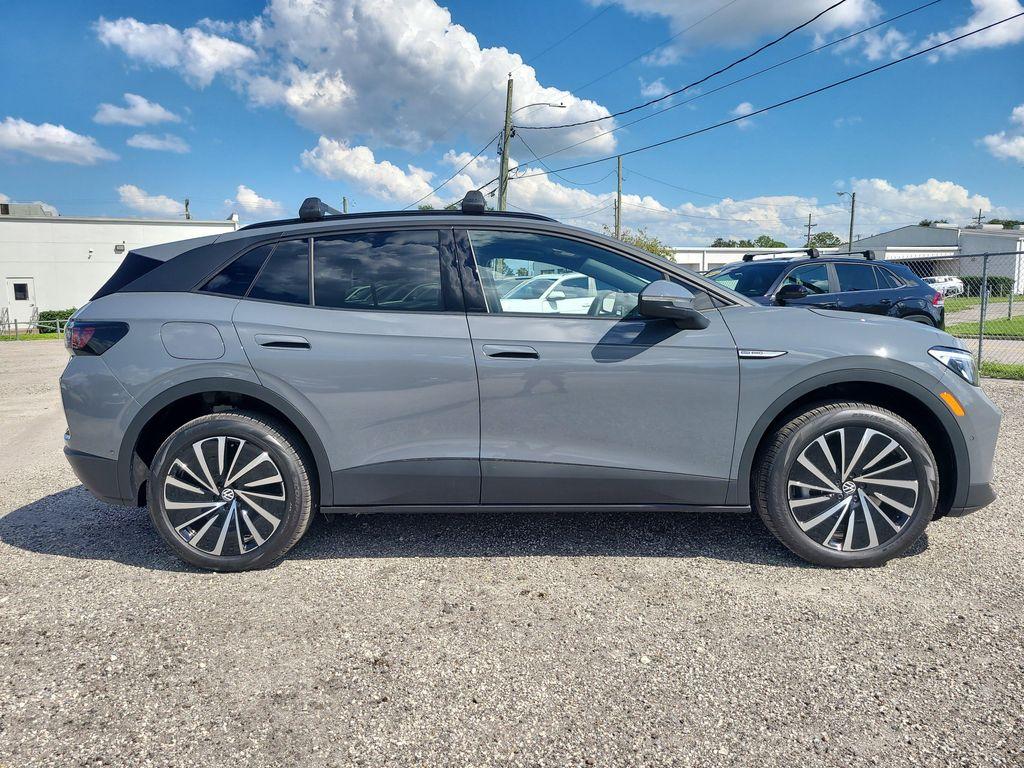 new 2025 Volkswagen ID.4 car, priced at $45,483