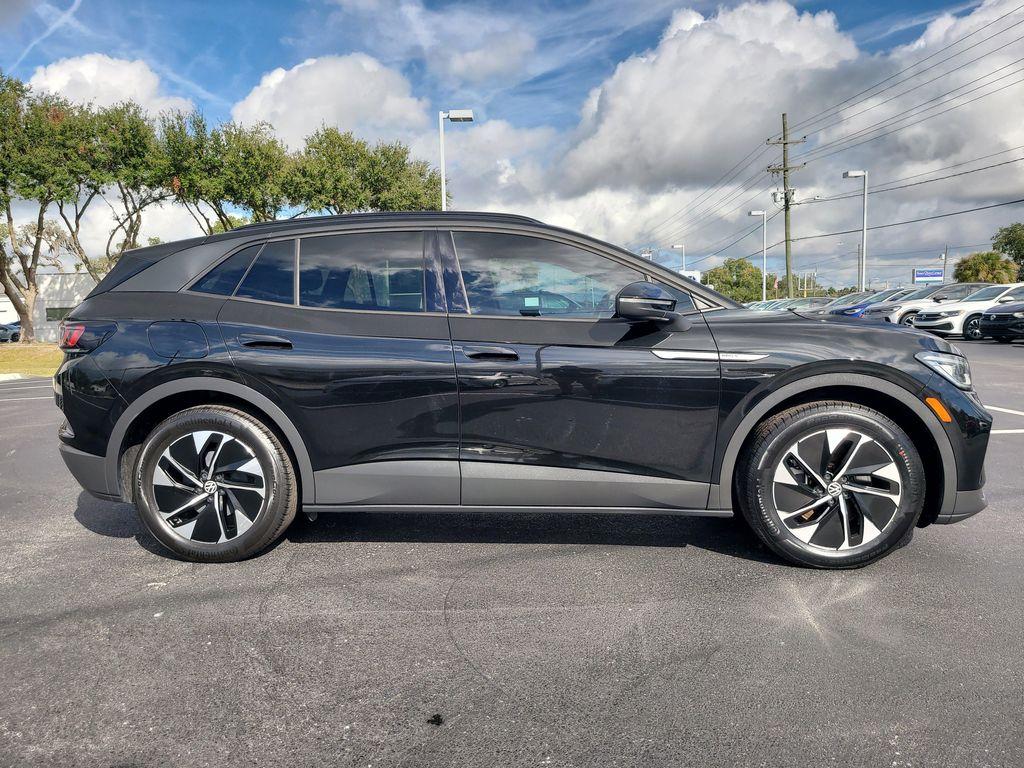 used 2022 Volkswagen ID.4 car, priced at $18,500