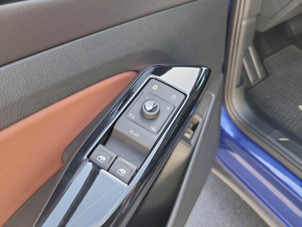 used 2022 Volkswagen ID.4 car, priced at $20,859