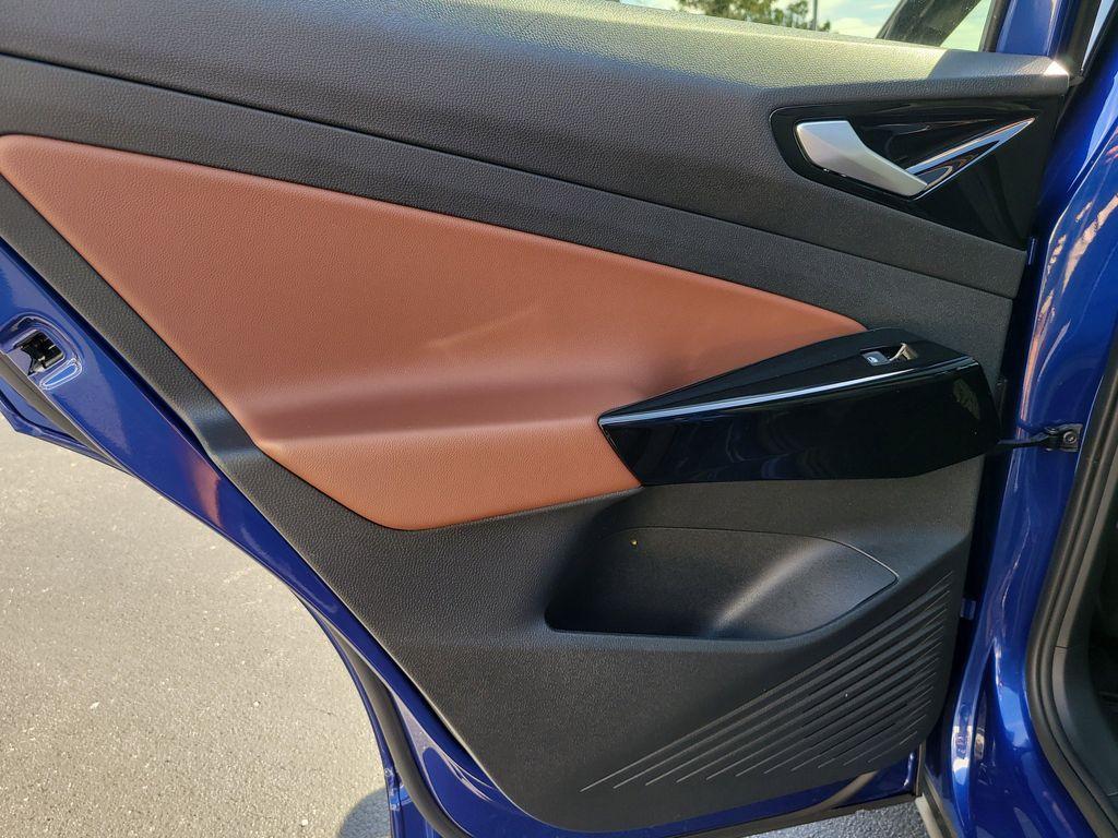 used 2022 Volkswagen ID.4 car, priced at $20,859