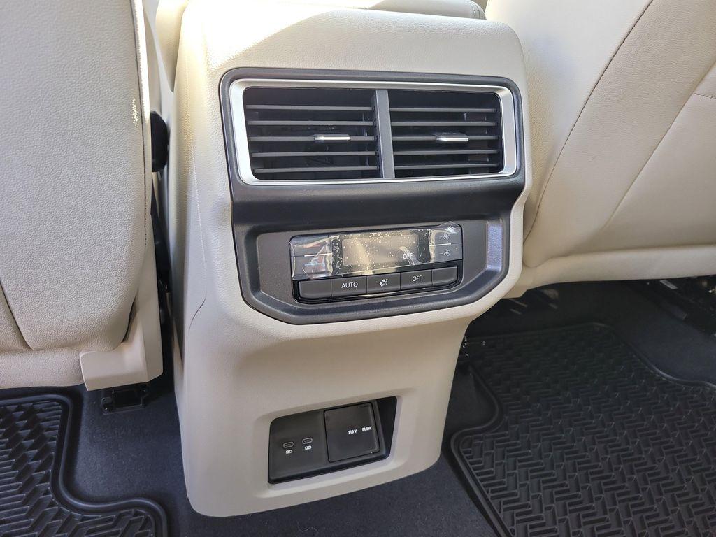 new 2026 Volkswagen Atlas car, priced at $44,610