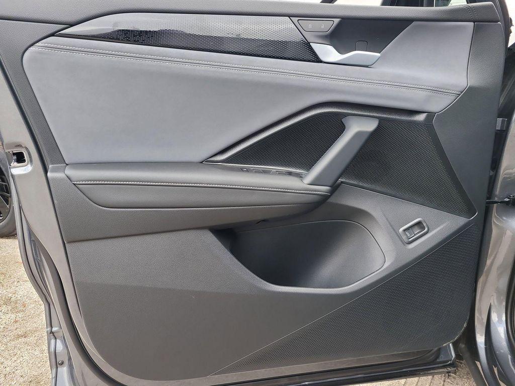 new 2026 Volkswagen Tiguan car, priced at $37,939