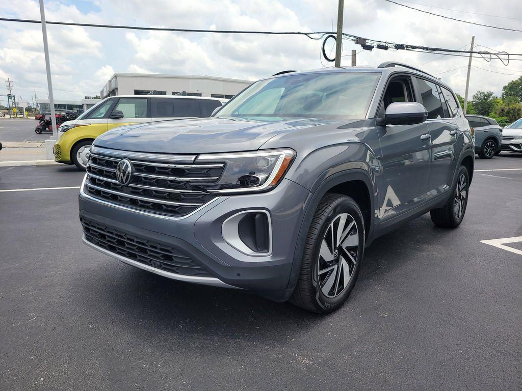 2025 Pure Gray Volkswagen Atlas