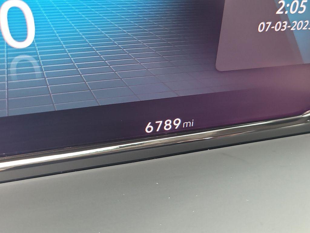 2025 Pure Gray Volkswagen Atlas