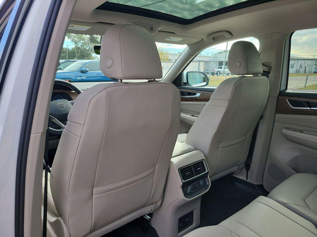 new 2026 Volkswagen Atlas car, priced at $44,949