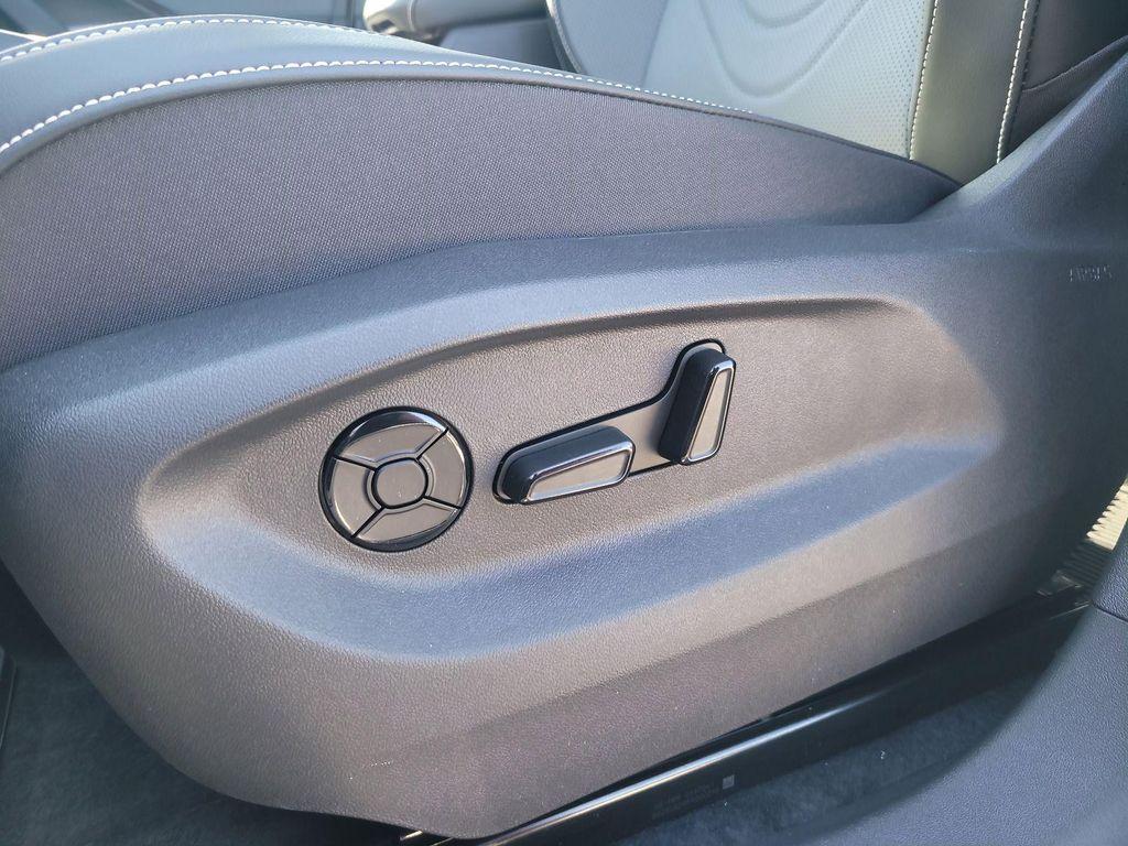 new 2026 Volkswagen Tiguan car, priced at $37,305
