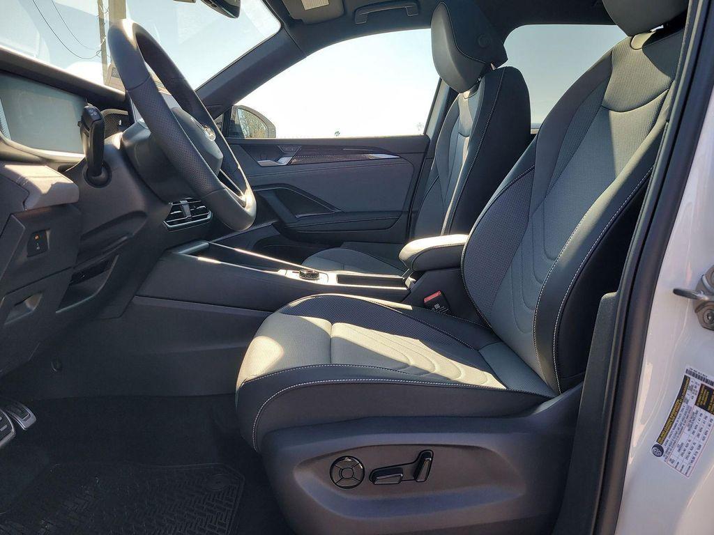 new 2026 Volkswagen Tiguan car, priced at $37,305