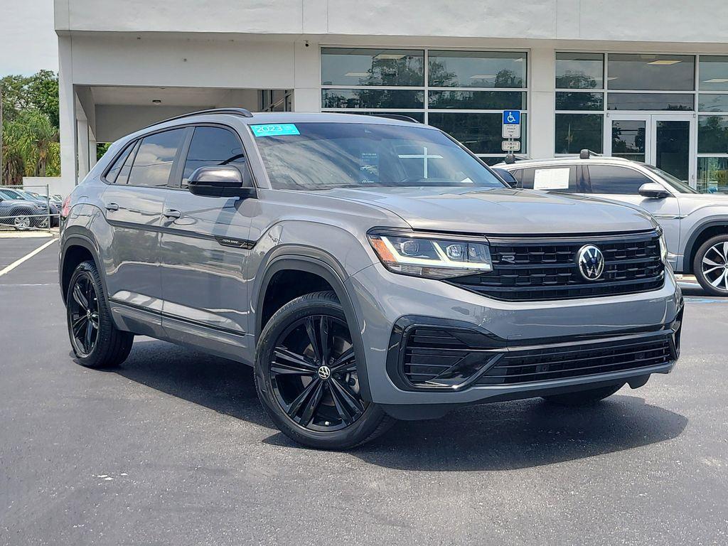 2023 Pure Gray Volkswagen Atlas Cross Sport