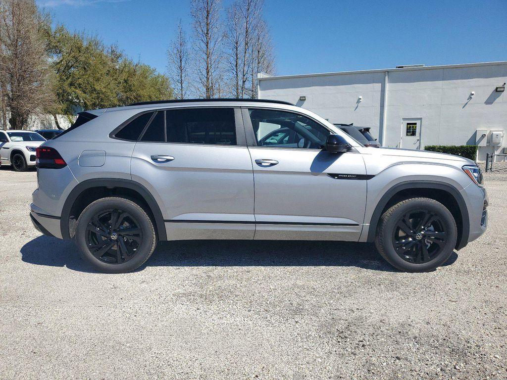 new 2025 Volkswagen Atlas Cross Sport car, priced at $45,036
