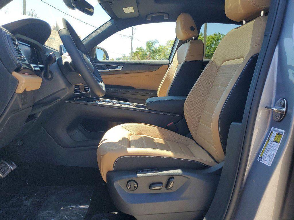 new 2025 Volkswagen Atlas Cross Sport car, priced at $45,036