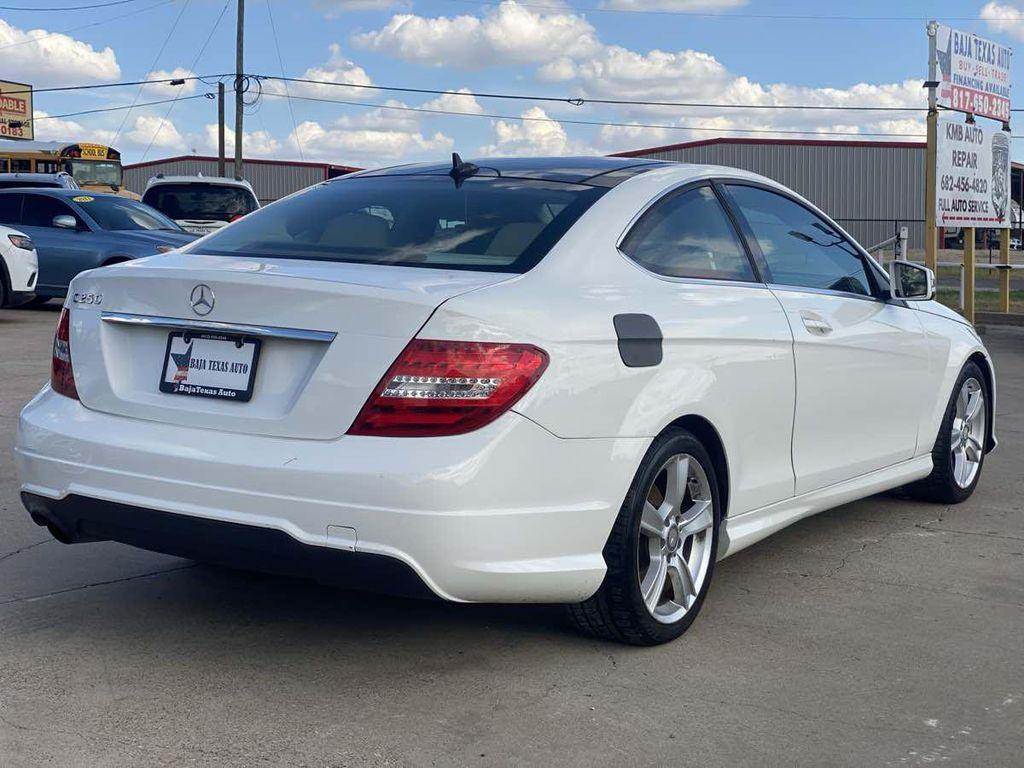 Mercedes-Benz C-Class view 5