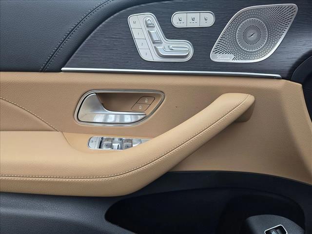 new 2026 Mercedes-Benz GLE 580 car, priced at $104,920