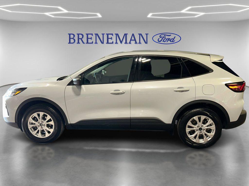 used 2025 Ford Escape car, priced at $21,000