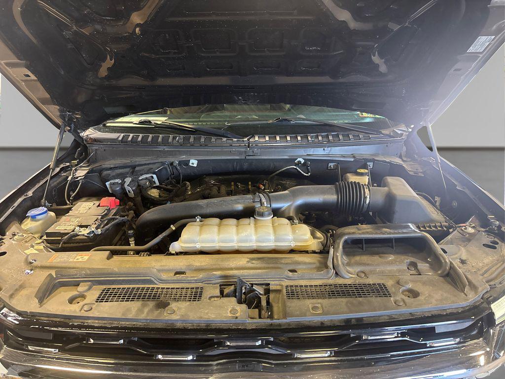 used 2024 Ford Expedition car, priced at $43,000