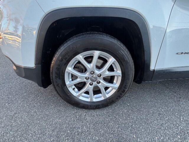 used 2015 Jeep Cherokee car, priced at $3,900