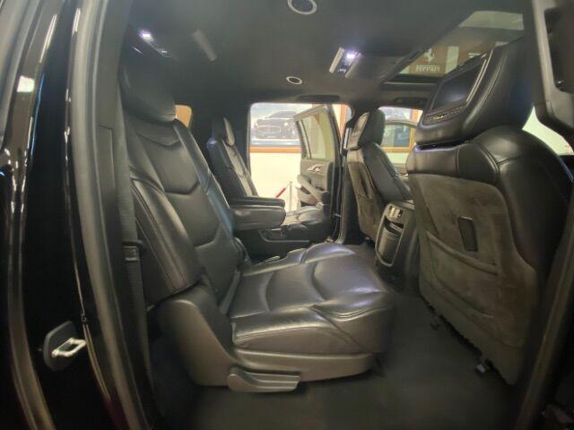 used 2019 Cadillac Escalade ESV car, priced at $33,900