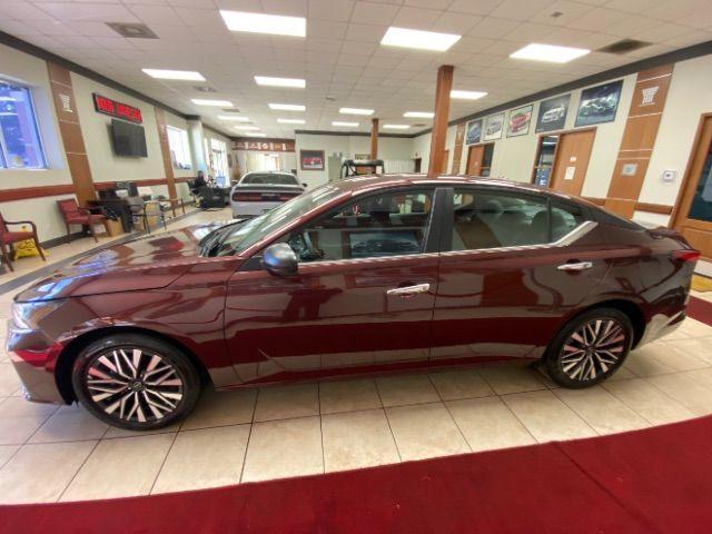 used 2025 Nissan Altima car, priced at $22,298