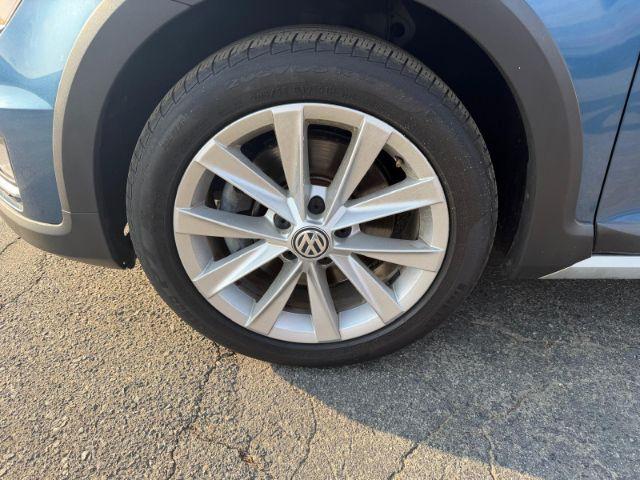 used 2017 Volkswagen Golf Alltrack car, priced at $15,998