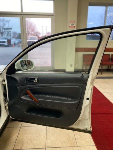 used 2005 Volkswagen Passat car, priced at $3,900