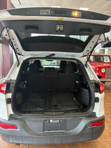 used 2015 Jeep Cherokee car, priced at $6,900