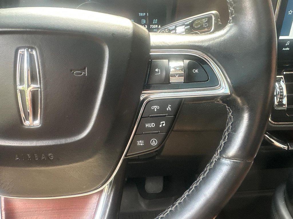 used 2022 Lincoln Navigator car, priced at $47,995