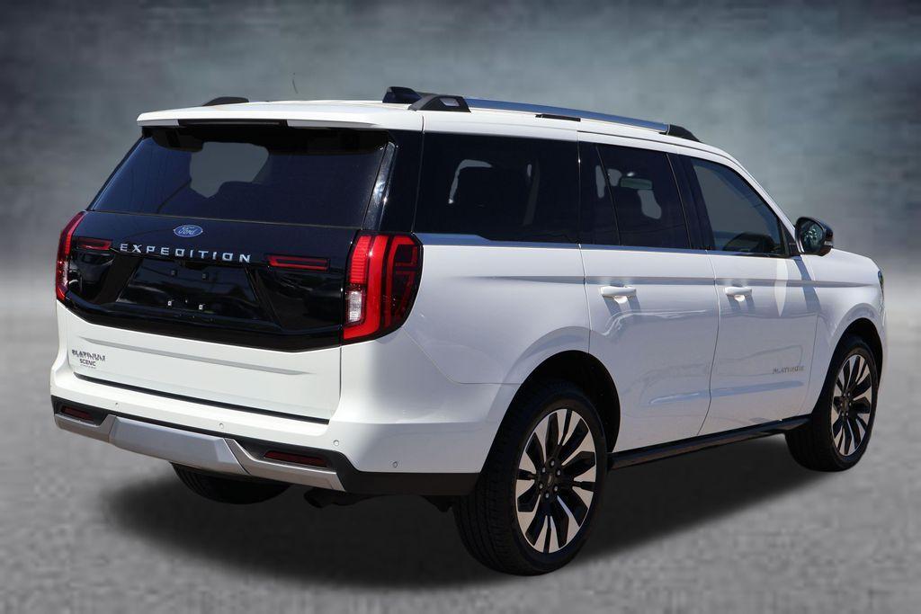 new 2025 Ford Expedition car, priced at $84,686