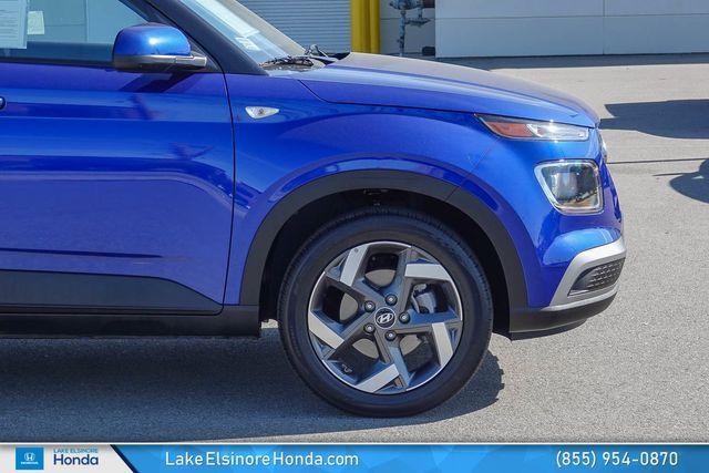used 2025 Hyundai Venue car, priced at $19,549