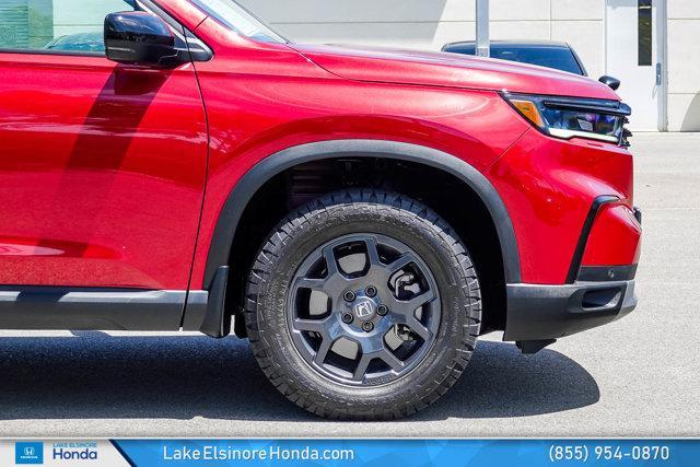 used 2025 Honda Pilot car, priced at $45,729