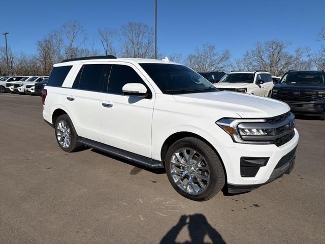 used 2022 Ford Expedition car, priced at $38,526