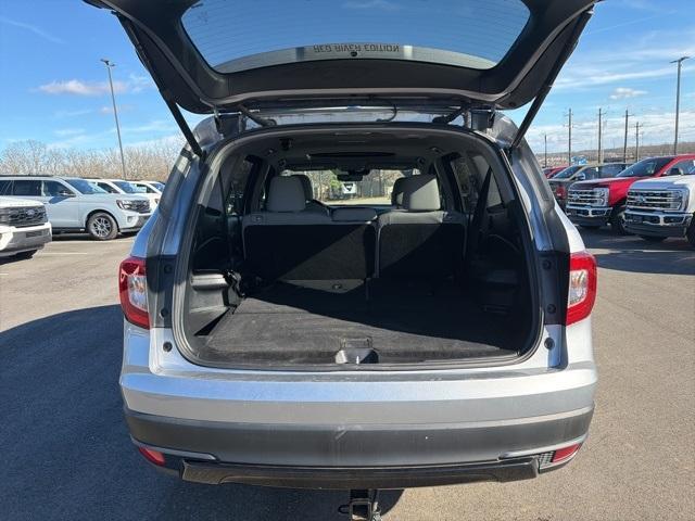 used 2022 Honda Pilot car, priced at $31,184