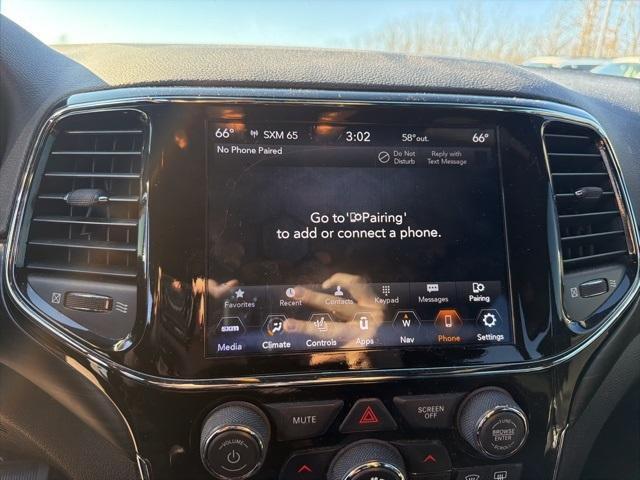 used 2021 Jeep Grand Cherokee car, priced at $21,639