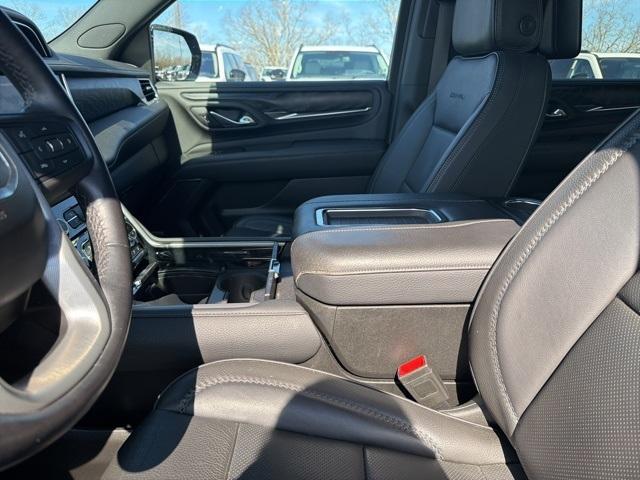 used 2023 GMC Yukon XL car, priced at $54,096