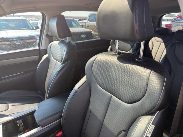 used 2025 Hyundai Palisade car, priced at $35,755
