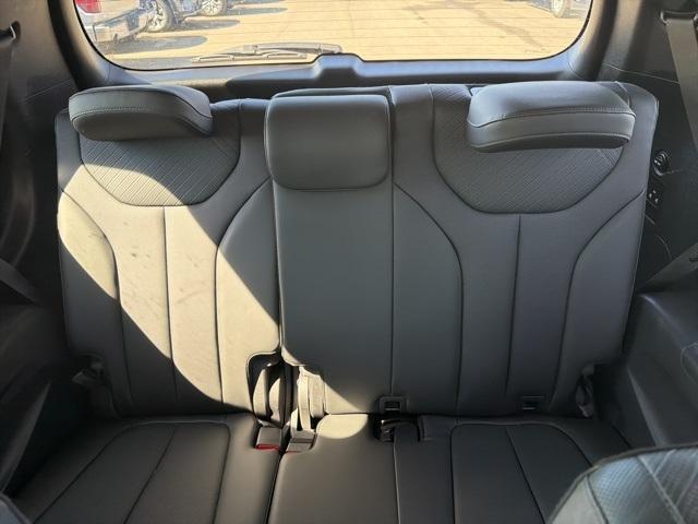 used 2025 Hyundai Palisade car, priced at $35,755