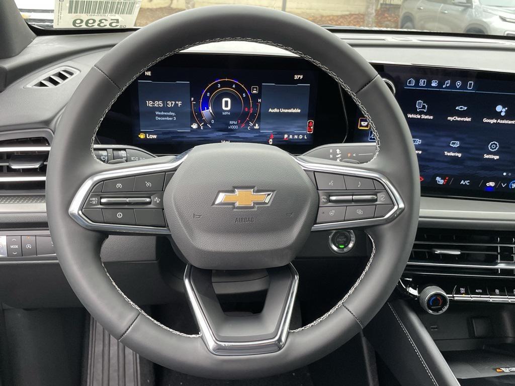 new 2026 Chevrolet Traverse car, priced at $40,490